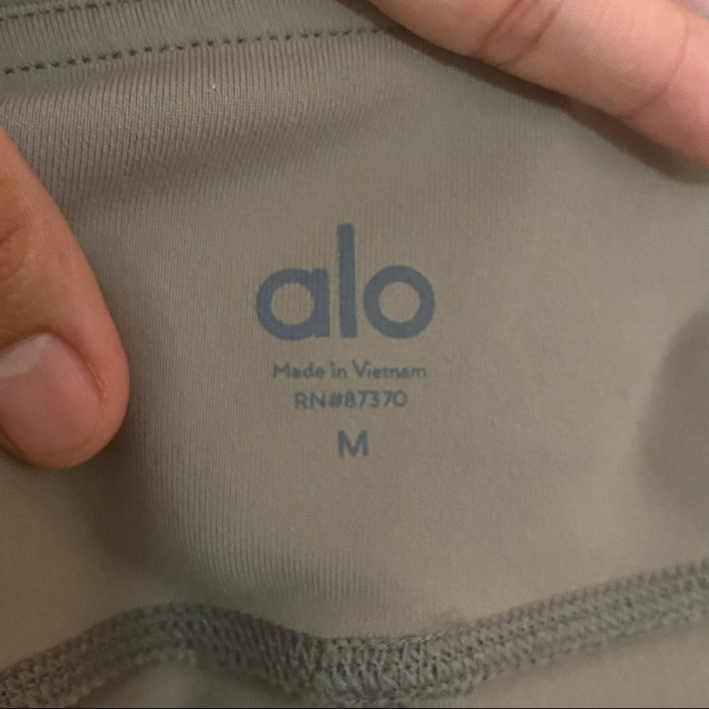 Alo Yoga Women's Mid Rise Mesh Beige Moto Leggings Size M - Picture 10 of 11